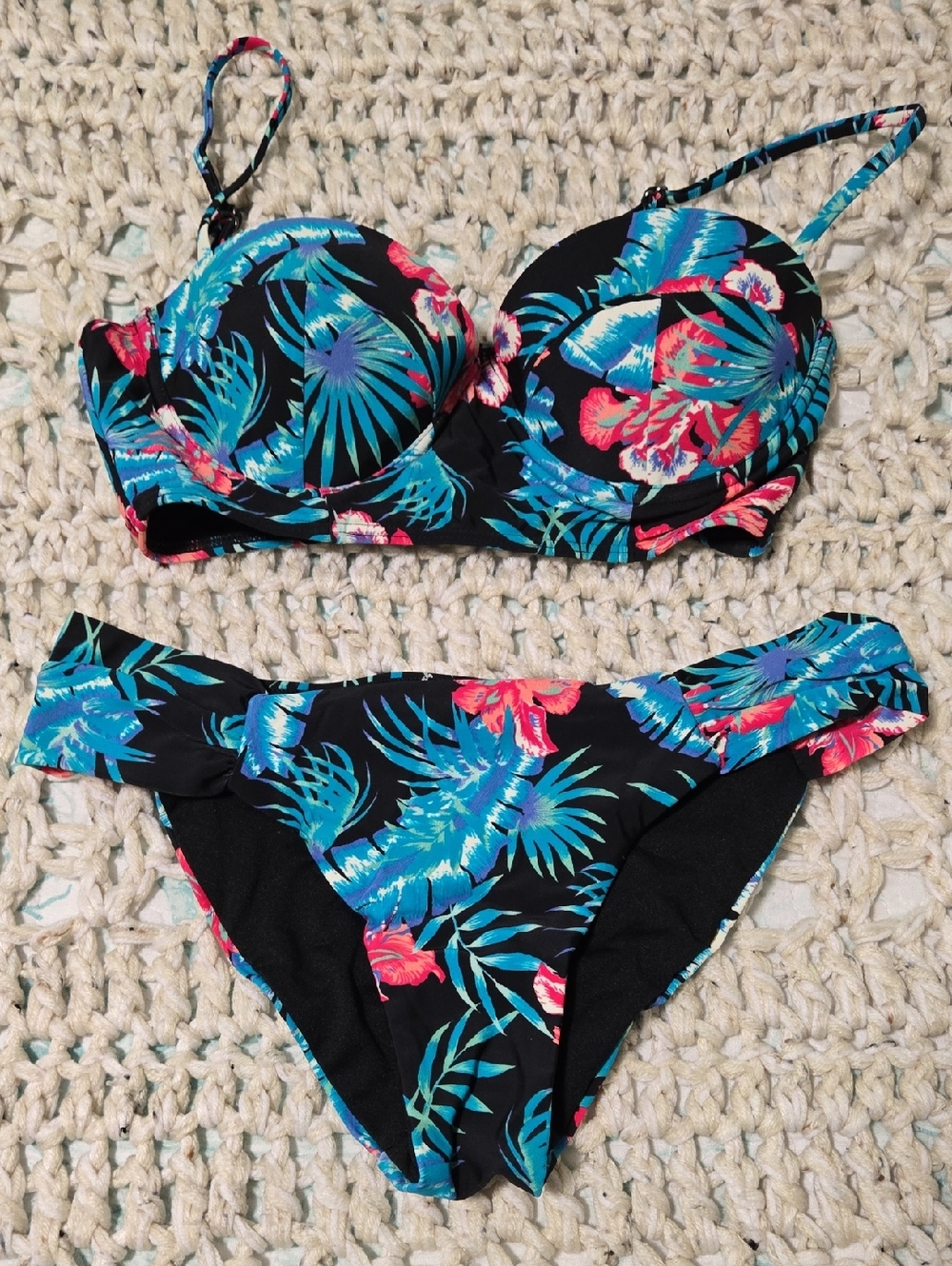 Roxy Underwire Balconet Tropical Floral Bikini Set in Black & Teal